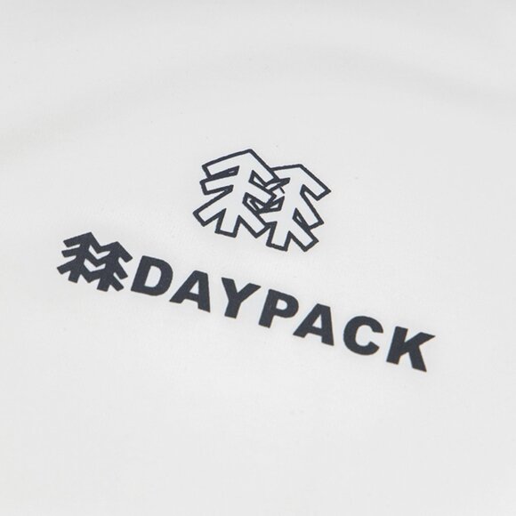 Kolon Sport White Lapel Polo Shirt - Picture 6 of 6